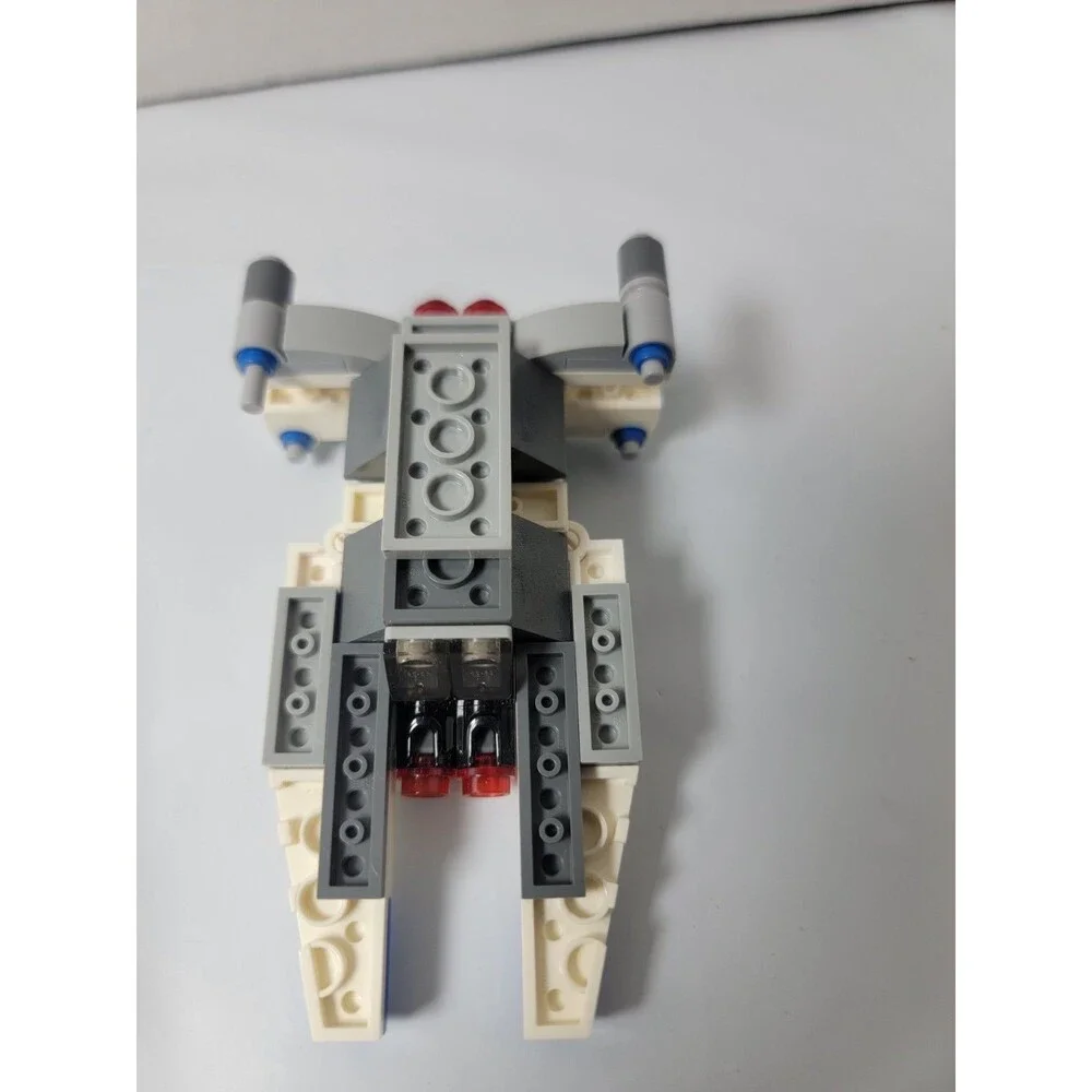 LEGO Star Wars Spacecraft Vehicle Lot of 2 Built Models No Minifigures...